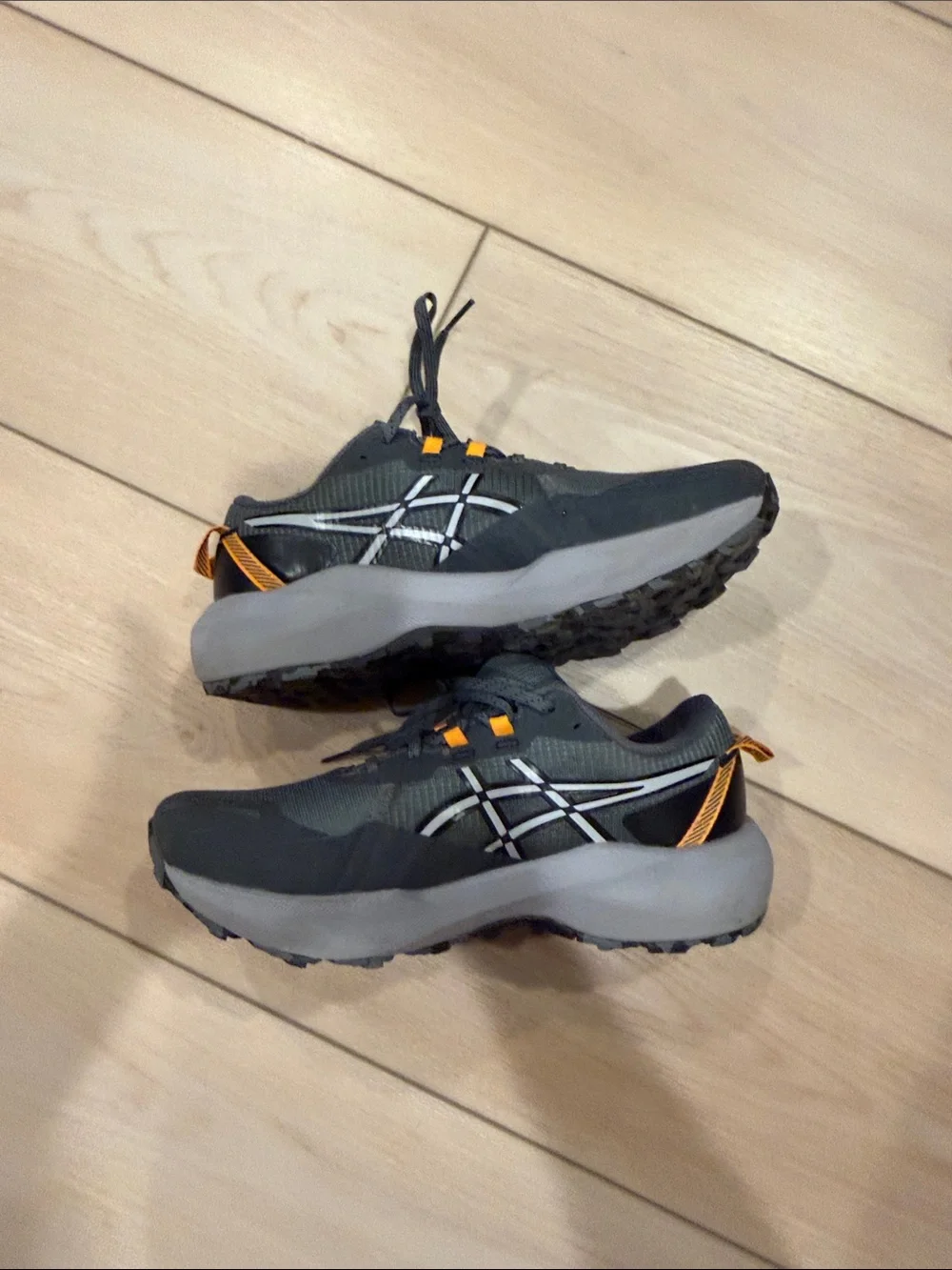 Asics lightly worn
